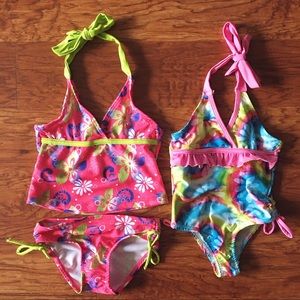 Set of 2 swimsuits toddler girl size 4 in EUC